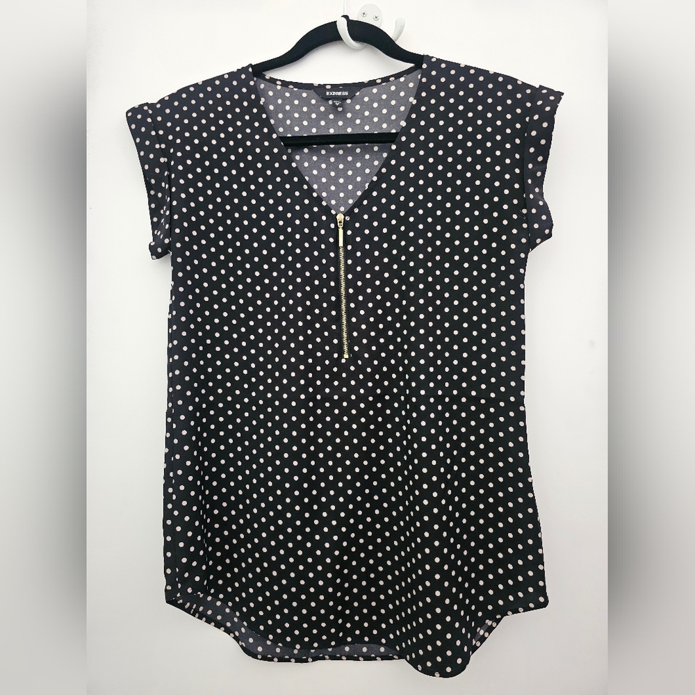 Express 1/4 zip cap sleeve blouse